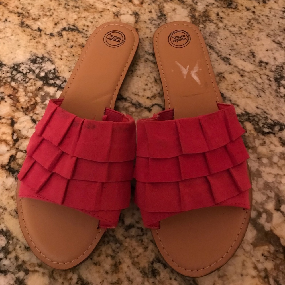 Cute size 6 sandals